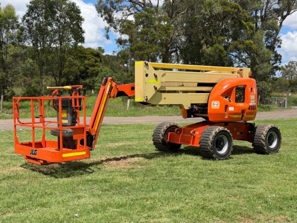 2012 JLG 450AJ Boom Lift image