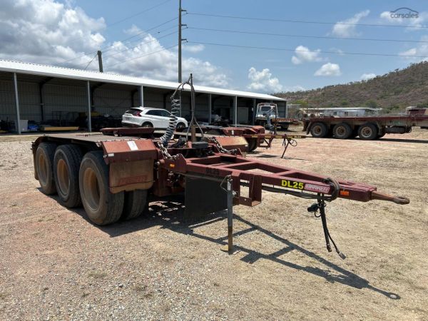 2017 Barker Tri Dolly image