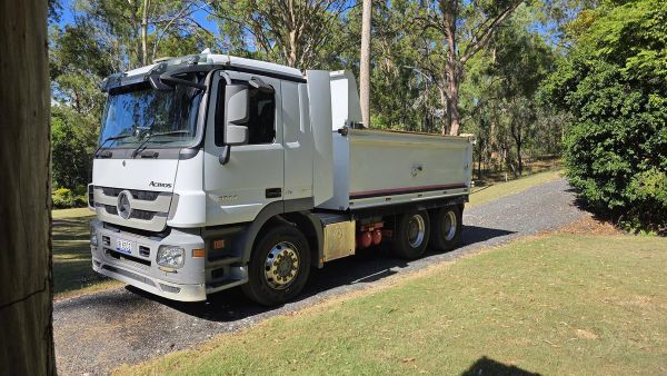 2013 Mercedes-Benz Actros 2644 image