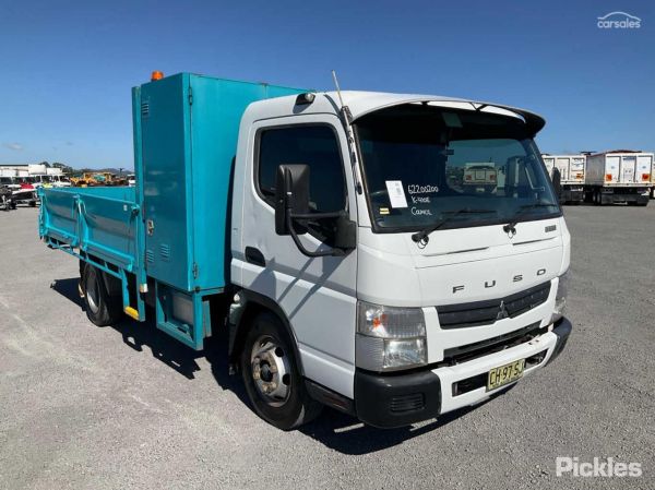 2016 Mitsubishi FEC71 Canter 815 image
