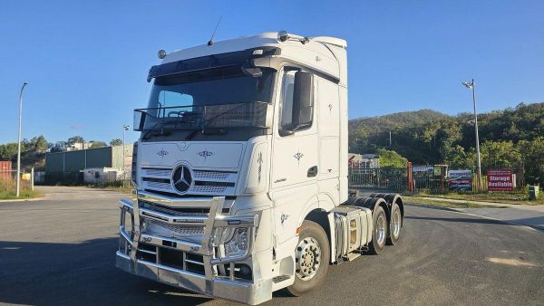 2018 Mercedes-Benz Actros 2658 image