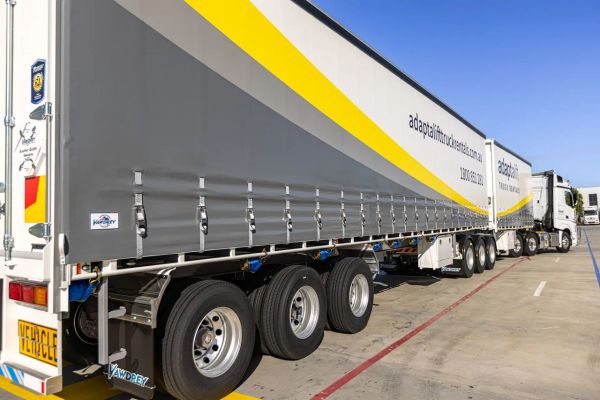 B-double Straight Deck Tautliner Combination image