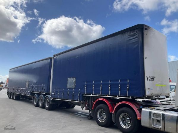 2022 Krueger ST-3-38 Tri Axle Drop Deck Curtainsider Combination image