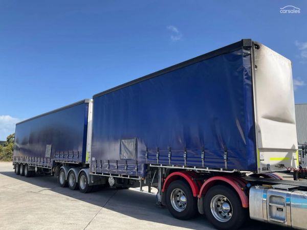 2021 Vawdrey VBS3 Tri Axle Drop Deck Curtainsider Combination image