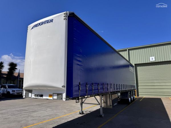 2016 Maxitrans ST3 Tri Axle 22 Pallet SD Curtain Sider Fork Floor image