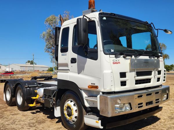 2016 ISUZU GIGA CXY Prime Mover