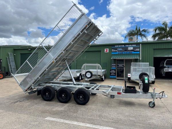 16 x 7 ft Hydraulic 3 Way Tri-Axle Flat Deck Tipping Trailer with Cage and Ramps ATM 4.5ton16 x 7 ft Hydraulic 3 Way Tri-Axle Flat Deck Tipping Trailer with Cage and Ramps ATM 4.5ton image