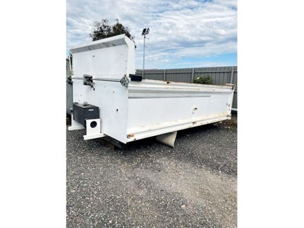 BODY BISALLOY BODY image