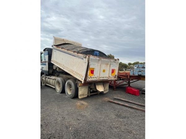 TRUCK BODY GORSKI TIPPER BODY image
