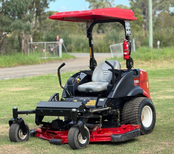 2016 Toro Groundsmaster 7210 Zero Turn image