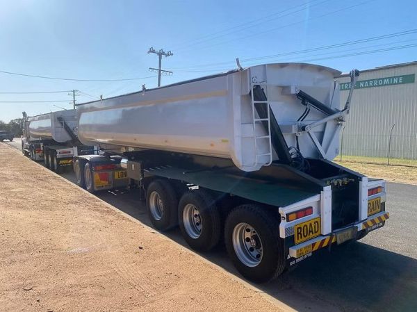 2026 Stonestar (Imported) Side Tipper image