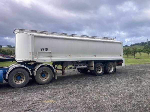 1994 Hockney ALUMINIUM TANKER B TRAILER image