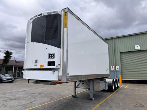 2013 Maxitrans ST3 Lead A 10 Pallet Reefer Double Stacker image