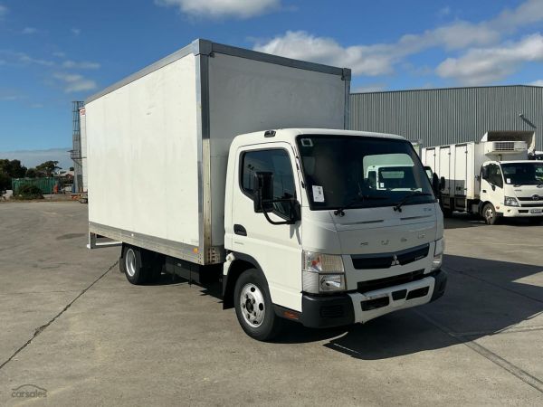 2021 Mitsubishi Fuso Canter 515 Pantech image