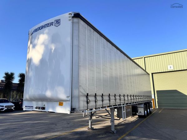 2021 Maxitrans ST3 22 Pallet SD Curtain Sider RT image