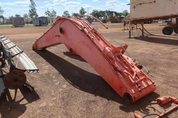 HITACHI BOOM SUIT ZX330-3 EXCAVATOR image