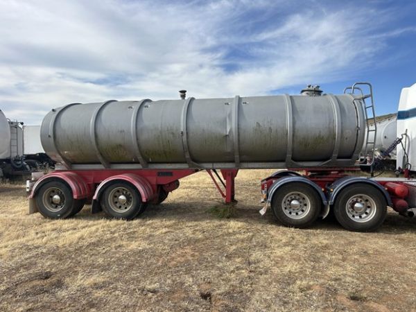 2001 MARSHALL LETHLEAN BOGIE STANLESS STEEL TANKER image