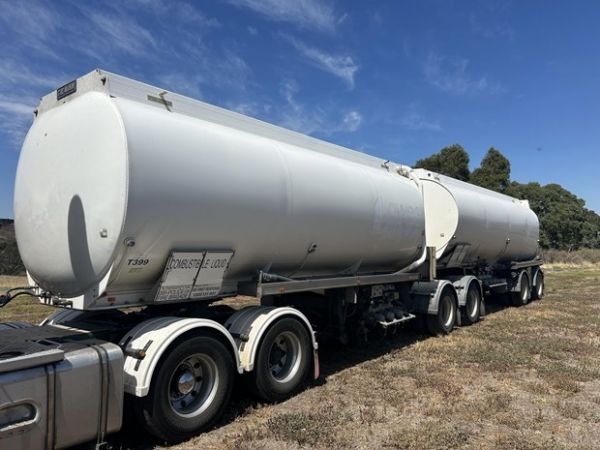 2008 TIEMAN 19 METRE ALUMINIUM FUEL TANKER WITH PUMPING GEAR image
