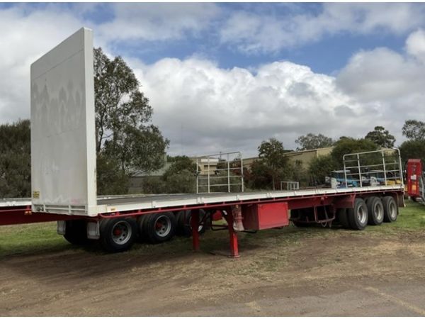 2010 MAXITRANS TRIAXLE ROAD TRAIN LEAD FLAT TOP image