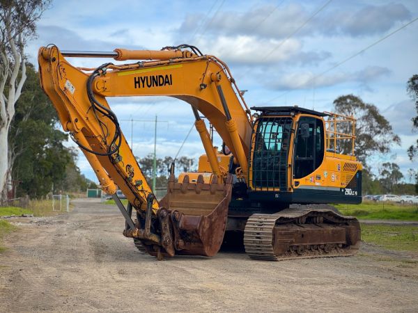 2019 Hyundai R290 Tracked-Excav LC-9 image