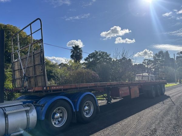 1993 KRUEGER 45 FOOT FLAT TOP SEMI TRAILER image