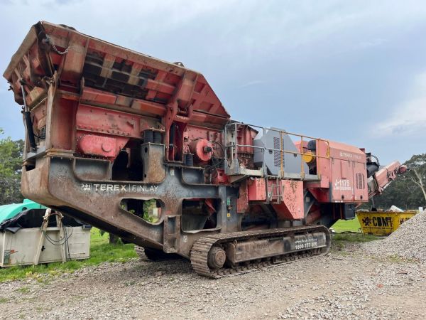 2013 Terex J-1175 image