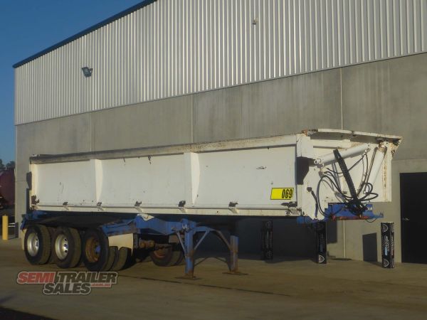 2010 Boomerang Tri Axle Side Tipper Tipper  image