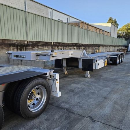 2024 HAULMARK SKELS image