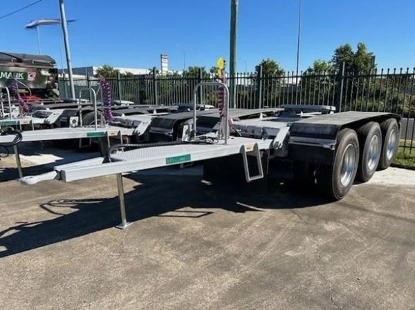 2024 HAULMARK DOLLY image