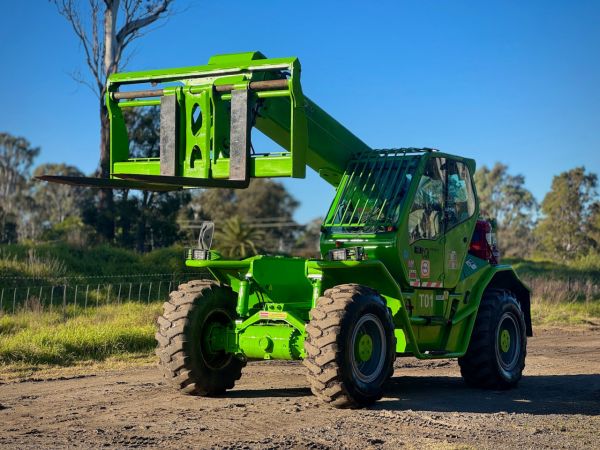 2015 Merlo P101.10 Telescopic Handler K image