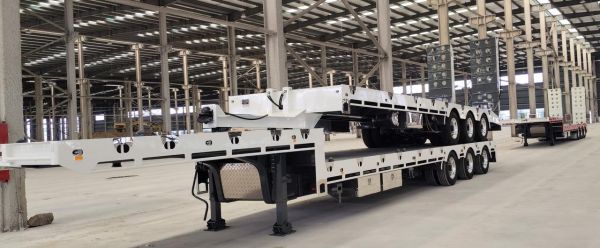 2025 BULLET Road King Drop Deck Tri-Axle image