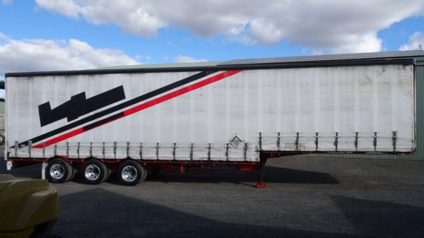 1999 MAXITRANS image