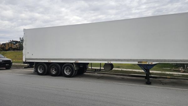 2001 FTE 3a tri axle image