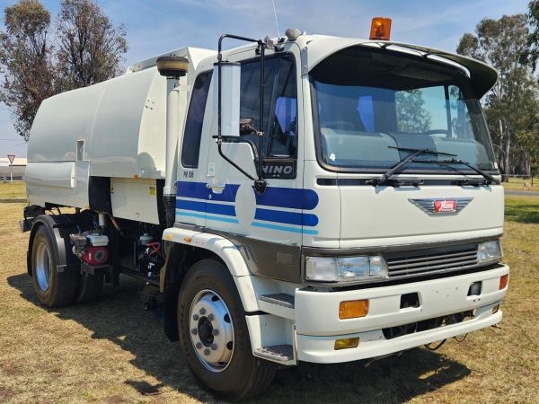 1994 HINO FE3H Fire Truck image