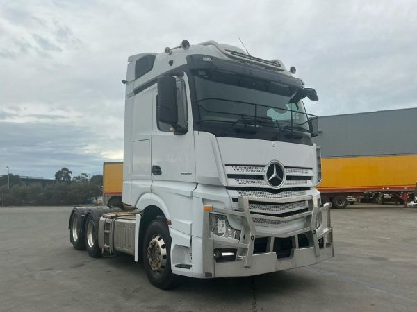 2019 Mercedes-Benz Actros 2658 Sleeper Cab image