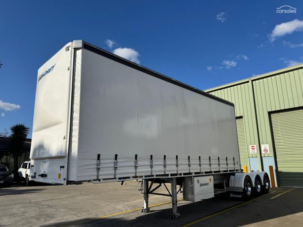 2020 Vawdrey ST3 Lead A 12 Pallet SD CS (7400mm internal) image