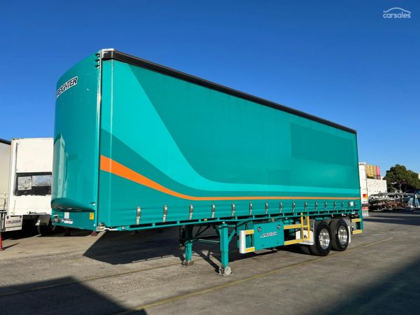 2019 Maxitrans ST2 Tandem 14 Pallet SD Curtain Sider, 4.3m Tail Gate image