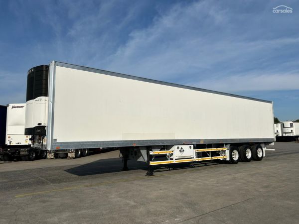 2007 Maxitrans ST3 OD 24 Pallet -18, 4.1m Roll Door image