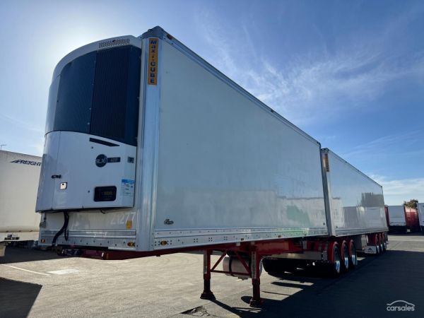 2017 MaxiTrans ST3 34 Pallet -30 Reefer B Double Double Stacker, Rear Evap image