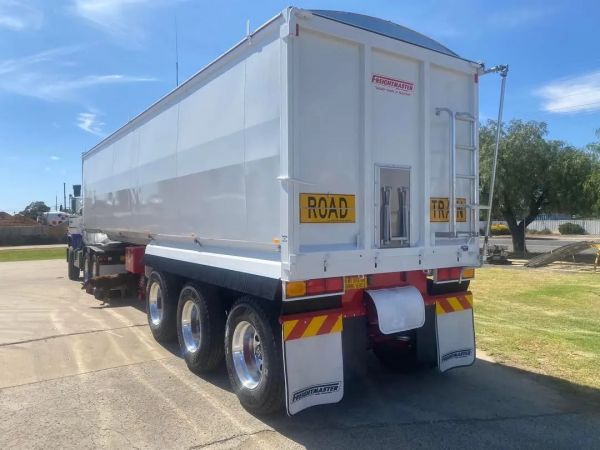 FREIGHTMASTER TIPPERS image