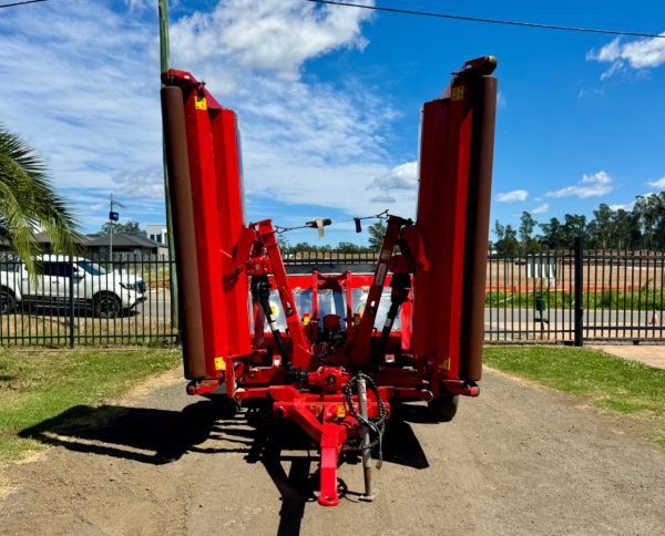 2016 Trimax Pegasus 610 Slasher image