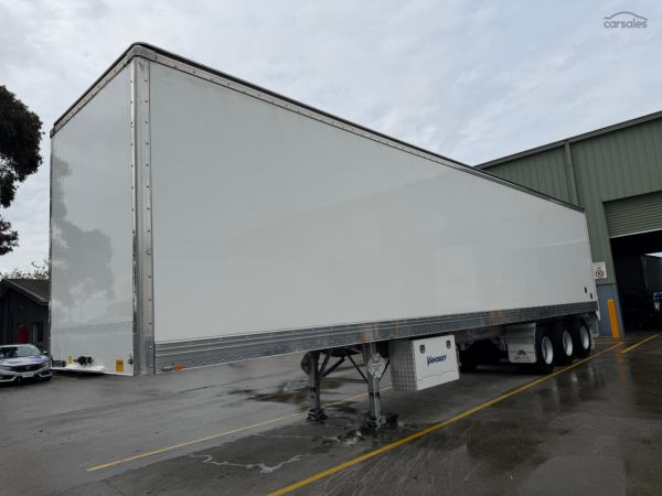 2021 Vawdrey  ST3 22 Pallet Dry Freight Van, 4.3m image