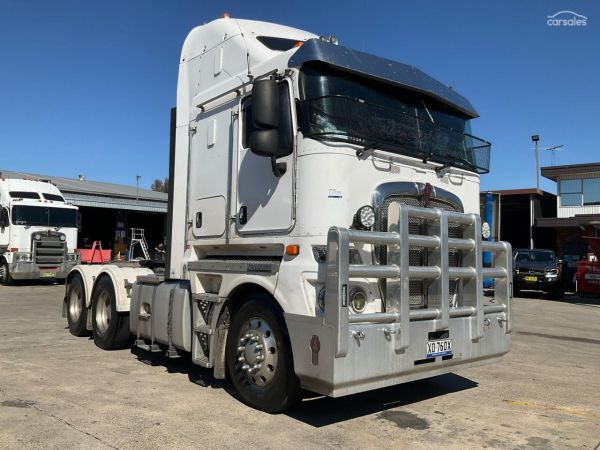 2018 Kenworth K200 Series Sleeper Cab image