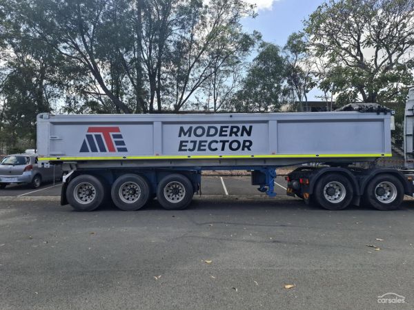 modern Ejector Modern Ejector with Tipper Chassis image