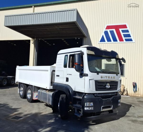 2021 Sinotruk Sitrak C7H image