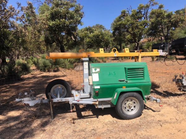 2010 Terex Single Axle Lighting Plant Trailer image