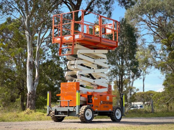 2016 Snorkel S3970RT Scissor Lift V4 image