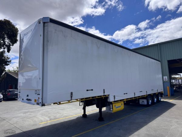 2007 vawdrey ST3 22 Pallet Drop Deck Mezzanine, Load restraint gates image