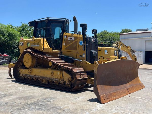 2022 Caterpillar D6 LGP image