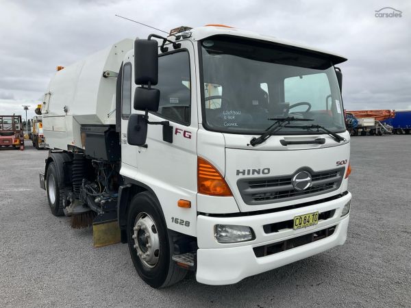 2018 Hino FG 500 1628 image